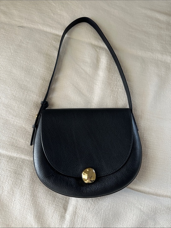 Madewell Handbags - Black Madewell Dakota Leather Shoulder Saddle Bag